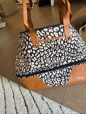 Stella and dot leapoard print expandable bag travel set with jewelry organizer